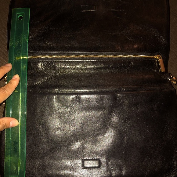 Tory Burch Clutch - Picture 14 of 14